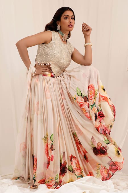 Shop_Surkh Syahi_Beige Chiffon Beads, Embroidery Round Neck Gul Dasta Print Peach Lehenga Set _Online_at_Aza_Fashions