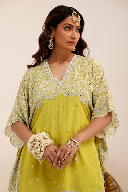 Surkh Syahi_Green Crepe, Chiffon Pearls, Sequins V-neck Print Gharara And Kurta Set _at_Aza_Fashions