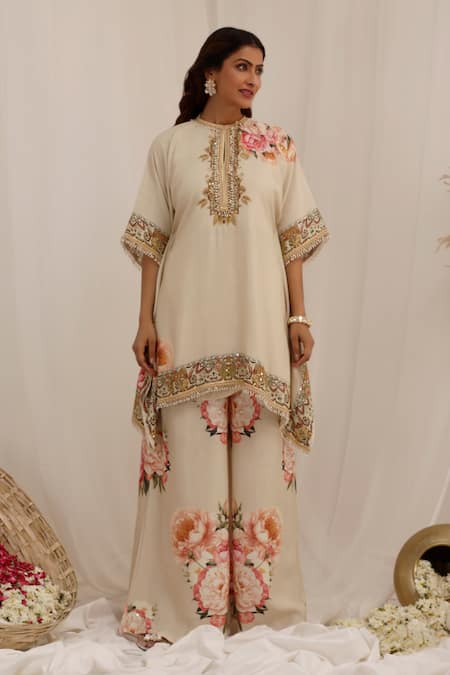 Surkh Syahi_Beige Muslin Beads Collared Gul Kand Print Kaftan Kurta Set _Online_at_Aza_Fashions