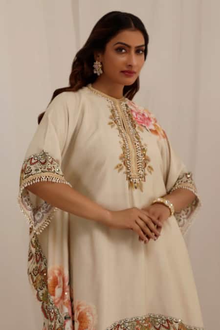 Surkh Syahi_Beige Muslin Beads Collared Gul Kand Print Kaftan Kurta Set _at_Aza_Fashions