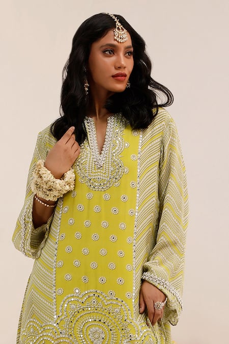 Buy_Surkh Syahi_Green Crepe, Chiffon Pearls Split V-neck Kaftan Style Print Kurta Set _Online_at_Aza_Fashions