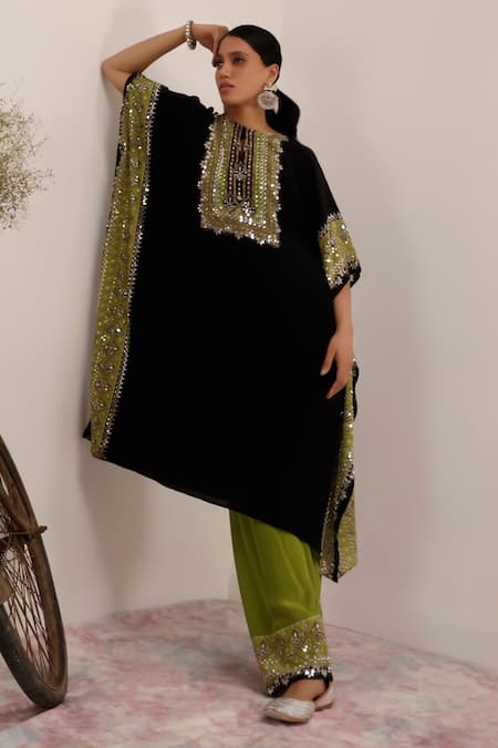 Buy_Surkh Syahi_Black Crepe Mirrors Round Neck And Green Floral Kaftan Set _Online_at_Aza_Fashions