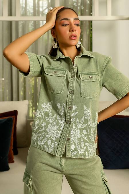 Buy_Kay Kay_Green Cotton Embroidery Collared Blossom Print Shirt And Pant Set 