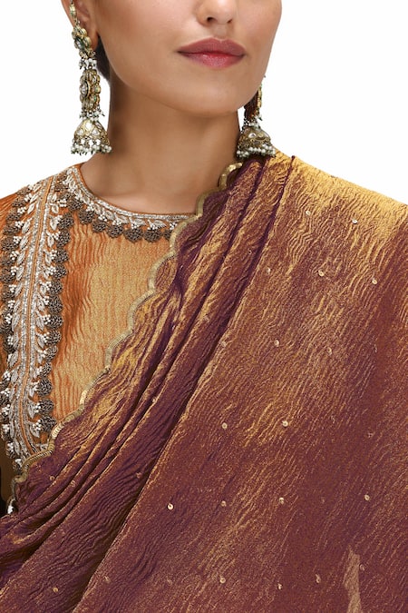 Mimamsaa_Maroon Tissue, Silk Sequins Round Neck Dhoop Chaon Metallic Saree Set _Online_at_Aza_Fashions