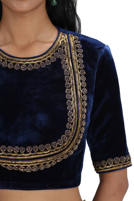 Mimamsaa_Blue Velvet, Organza Sequins Round Neck Olive Green Saree Set _at_Aza_Fashions