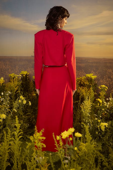 Nirmooha Embroidered Flower Skirt With Bralette 