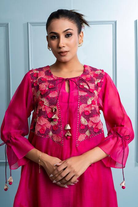 The White Tree Studio Pink Chanderi, Cotton Tassels, Embroidery Floral Applique Asymmetric Kurta Set Online at Aza Fashions The White Tree Studio_Pink Chanderi, Cotton Tassels, Embroidery Floral Applique Asymmetric Kurta Set _Online_at_Aza_Fashions