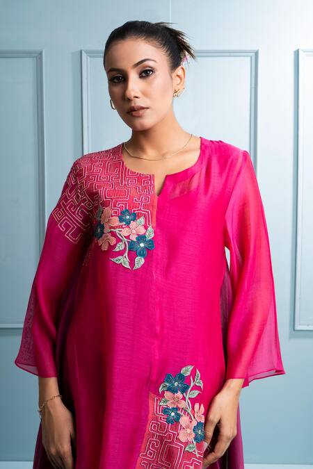 The White Tree Studio_Pink Chanderi, Cotton Embroidery, Applique Open Neck Floral Badla Kurta Set _Online_at_Aza_Fashions