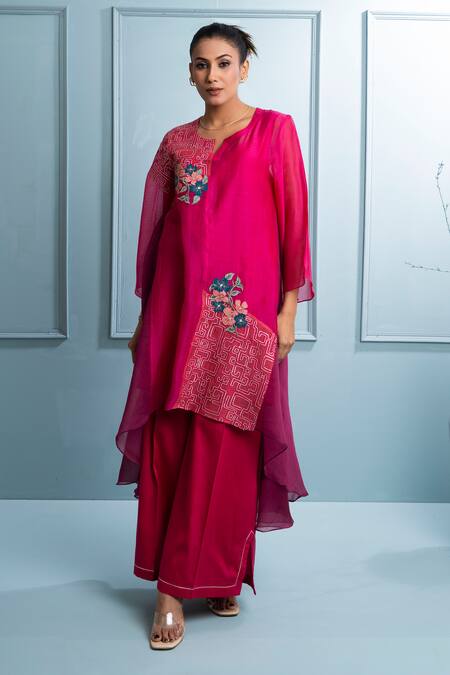 The White Tree Studio_Pink Chanderi, Cotton Embroidery, Applique Open Neck Floral Badla Kurta Set _at_Aza_Fashions