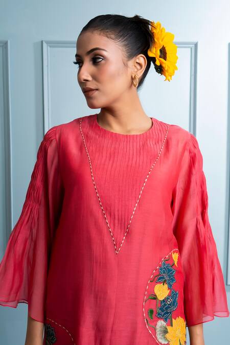 The White Tree Studio_Pink Chanderi, Cotton Zari, Embroidery Round Neck Lotus Pintucked Kurta Set _Online_at_Aza_Fashions