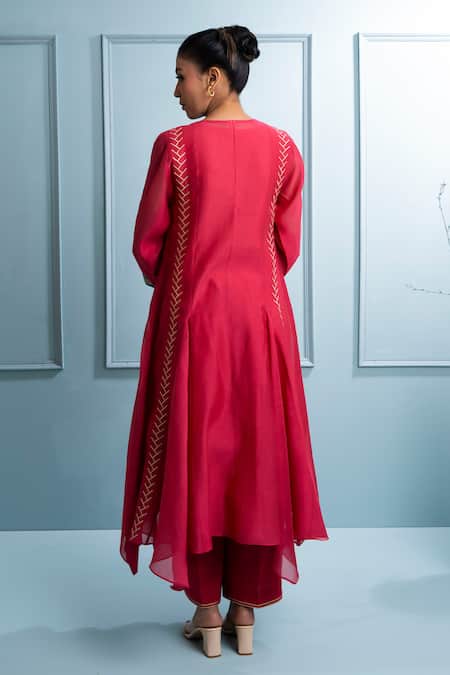 The White Tree Studio Designer Floral Applique Kurta Set 