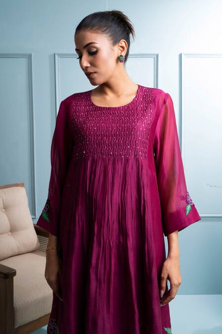 The White Tree Studio_Burgundy Chanderi, Cotton Sequins, Applique, Gathered Floral Kurta Set _Online_at_Aza_Fashions