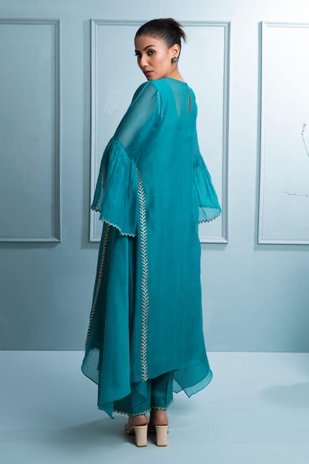 The White Tree Studio Teal Blue Floral Embroidered Kurta Set 