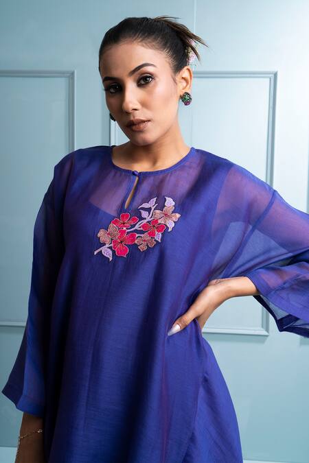 Buy_The White Tree Studio_Purple Chanderi, Cotton Embroidery Round Neck Floral Applique Tunic Set 