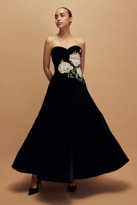 Gauri & Nainika Botanical Embroidered Black Velvet Maxi Dress 