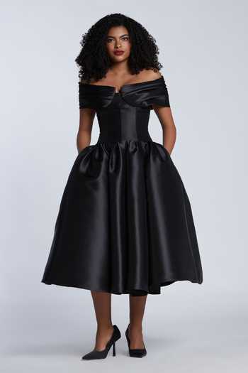 Buy Gauri & Nainika Black Microfiber Off-shoulder Off Corset Dress at Aza Fashions Buy_Gauri & Nainika_Black Microfiber Off-shoulder Off Corset Dress _at_Aza_Fashions