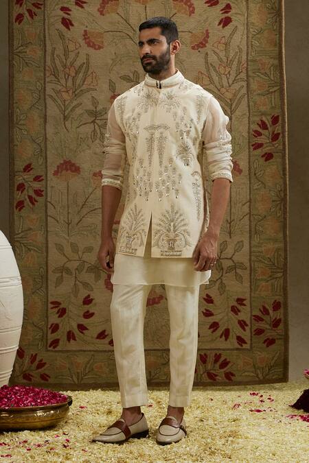 Buy_Sva By Sonam & Paras Modi_Ivory Silk, Organza Embroidery Magnolia Bundi