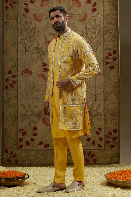 Sva By Sonam & Paras Modi_Yellow Crepe Embroidery Mughal Bloom Sherwani Jacket_Online_at_Aza_Fashions