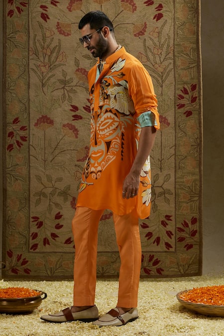 Buy Sva By Sonam & Paras Modi Orange Crepe Mask Print Kurta Online at Aza Fashions Buy_Sva By Sonam & Paras Modi_Orange Crepe Mask Print Kurta_Online_at_Aza_Fashions