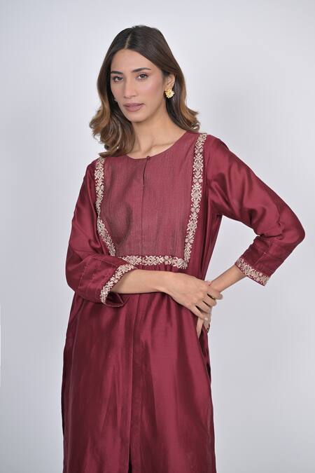 Shop_Kaika_Maroon Chanderi, Organza Mirrors, Embroidery Round Neck Kurta Set_Online_at_Aza_Fashions
