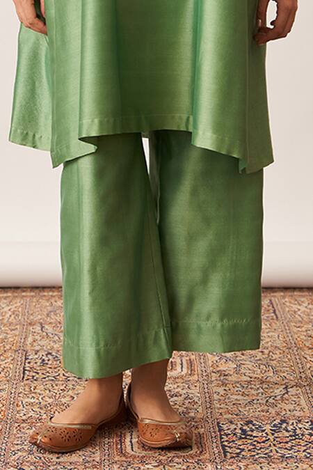 Shop Vaaya Green Silk, Chanderi Collared Woven Striped Overlay Jacket And Pant Set Shop_Vaaya_Green Silk, Chanderi Collared Woven Striped Overlay Jacket And Pant Set