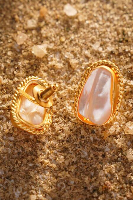 Buy_Kastiya Jewels_Gold Plated Pearls Off White Baroque Stud Earrings_Online_at_Aza_Fashions