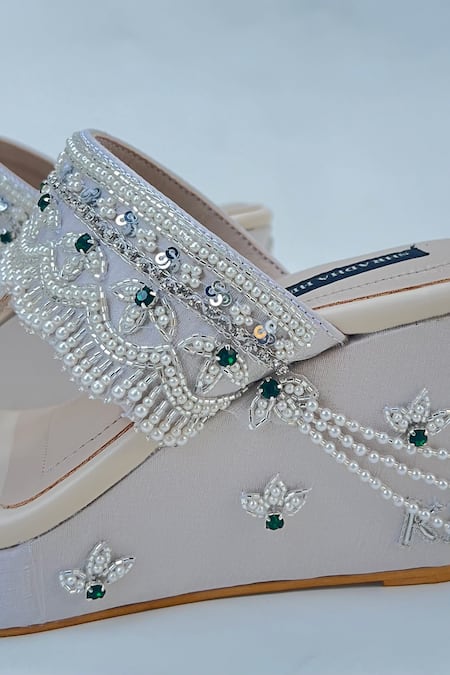 Buy_Shradha Hedau Footwear Couture_Gold Cut Work, Pearls, Sequins, Stones Cutdana Embroidered Kolhapuri Wedges _Online_at_Aza_Fashions
