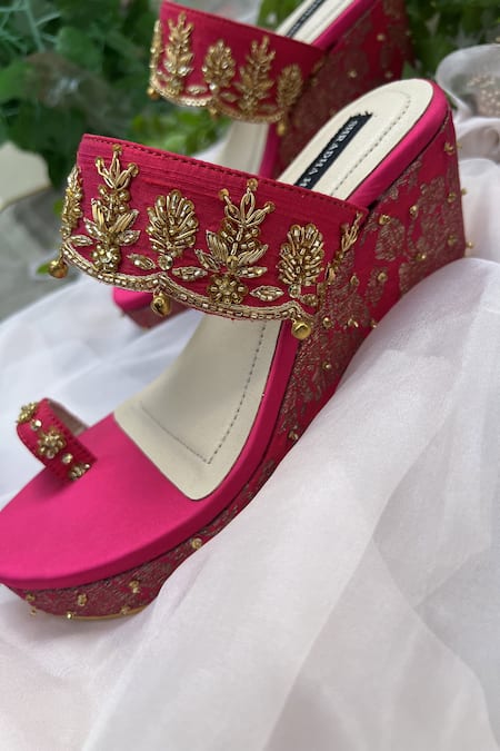 Buy Shradha Hedau Footwear Couture Pink Cut Work, Embroidery Floral Motif Cutdana Wedges Online at Aza Fashions Buy_Shradha Hedau Footwear Couture_Pink Cut Work, Embroidery Floral Motif Cutdana Wedges _Online_at_Aza_Fashions