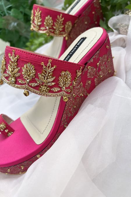 Shradha Hedau Footwear Couture Pink Cut Work, Embroidery Floral Motif Cutdana Wedges at Aza Fashions Shradha Hedau Footwear Couture_Pink Cut Work, Embroidery Floral Motif Cutdana Wedges _at_Aza_Fashions