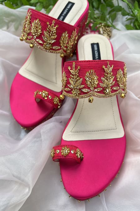 Shop Shradha Hedau Footwear Couture Pink Cut Work, Embroidery Floral Motif Cutdana Wedges at Aza Fashions Shop_Shradha Hedau Footwear Couture_Pink Cut Work, Embroidery Floral Motif Cutdana Wedges _at_Aza_Fashions