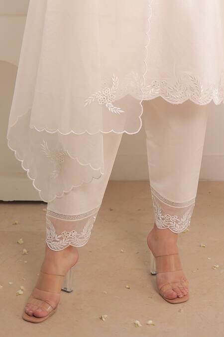 Kaika White Linen, Organza Embroidery Mandarin Collar Scallop Cutwork Kurta Set Online at Aza Fashions Kaika_White Linen, Organza Embroidery Mandarin Collar Scallop Cutwork Kurta Set_Online_at_Aza_Fashions