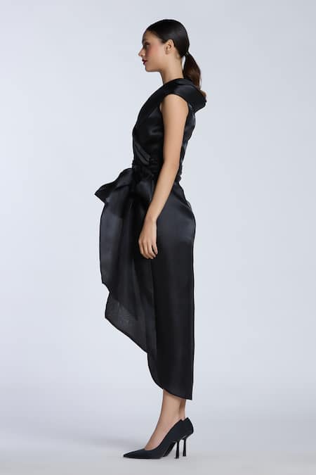 Buy Gauri & Nainika Black Organza V-neck Cap Sleeve Wrap Midi Dress Online at Aza Fashions Buy_Gauri & Nainika_Black Organza V-neck Cap Sleeve Wrap Midi Dress _Online_at_Aza_Fashions