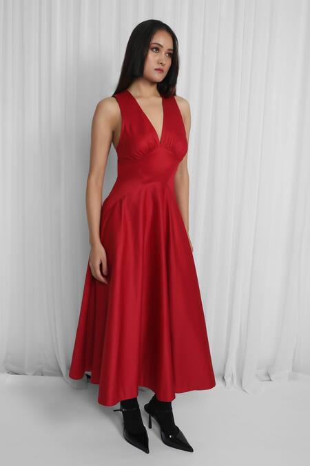 Buy Leh Studios Red Cotton Plunge Neck Solid Maxi Dress Online at Aza Fashions Buy_Leh Studios_Red Cotton Plunge Neck Solid Maxi Dress _Online_at_Aza_Fashions