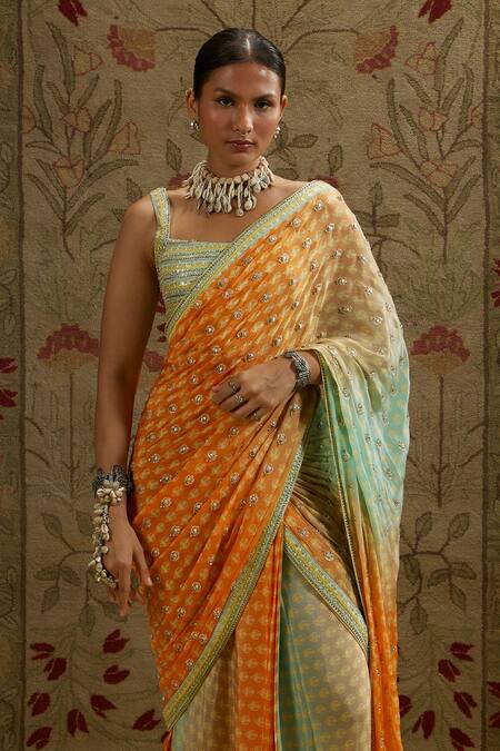 Buy_Sva By Sonam & Paras Modi_Green Crepe Beads, Pearls Square Neck Ombre Beaded Saree Set With Bustier