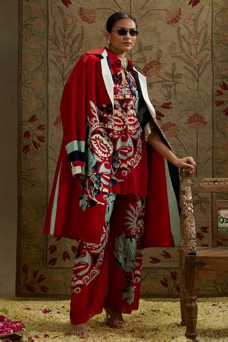 Shop Sva By Sonam & Paras Modi Red Crepe Collared Printed Long Trench Jacket at Aza Fashions Shop_Sva By Sonam & Paras Modi_Red Crepe Collared Printed Long Trench Jacket_at_Aza_Fashions