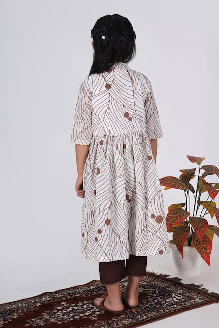 Shop_THE COTTON STAPLE_White Cotton A-line Abstract Print Kurta Set _at_Aza_Fashions