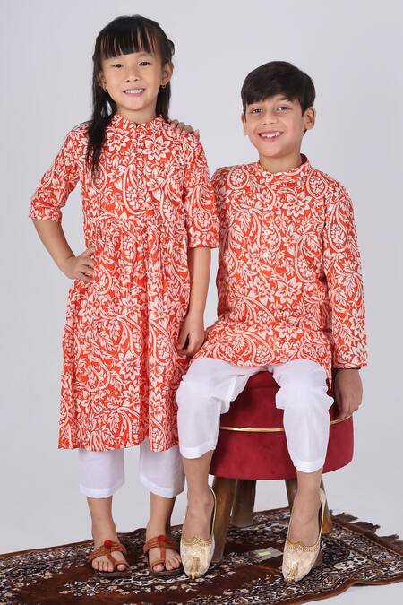 Buy_THE COTTON STAPLE_Orange Cotton Floral Print A-line Kurta Set _Online_at_Aza_Fashions
