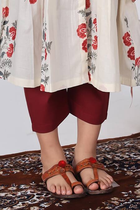 The Cotton Staple_White Cotton Embroidery Floral Print Kurta Set _Online_at_Aza_Fashions