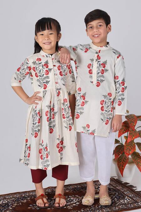 The Cotton Staple_White Cotton Embroidery Floral Print Kurta Set _at_Aza_Fashions