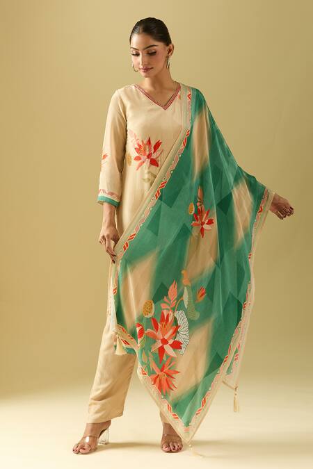 Buy Samyukta Singhania Cream Crepe, Silk Cut Work, Beads V-neck Embroidered Flower Bloom Kurta Set Online at Aza Fashions Buy_Samyukta Singhania_Cream Crepe, Silk Cut Work, Beads V-neck Embroidered Flower Bloom Kurta Set_Online_at_Aza_Fashions