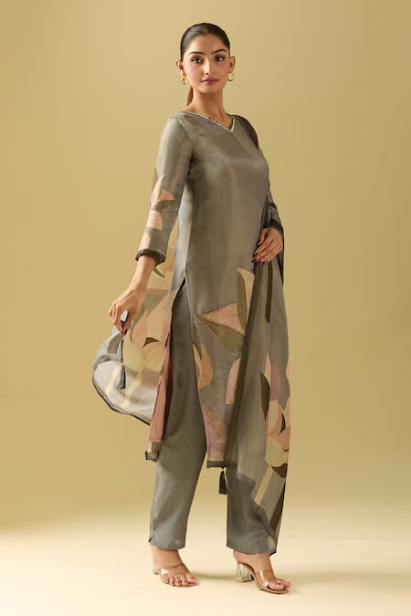 Naintara Bajaj_Gray Tissue, Cotton, Silk Sequins, Cut Work Floral Placement Print Kurta Set _Online_at_Aza_Fashions