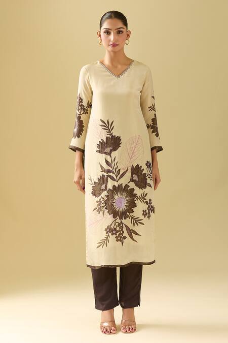 Buy_Samyukta Singhania_Cream Tissue, Cotton, Silk Embroidery, Sequins V-neck Floral Kurta Set_Online_at_Aza_Fashions