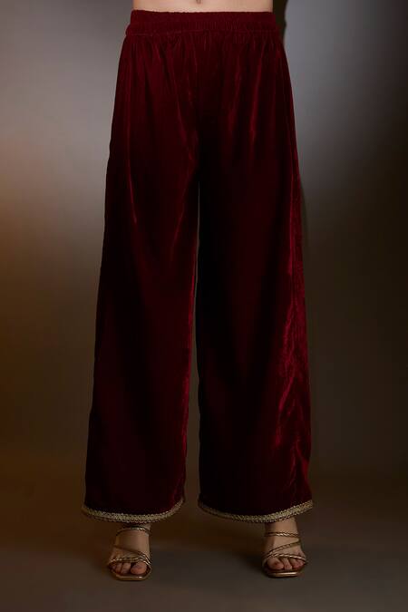 House Of TA-YA Maroon Viscose, Velvet Lace, Embroidery, Zari Bandeau Neck Kurta Set Online at Aza Fashions House Of TA-YA_Maroon Viscose, Velvet Lace, Embroidery, Zari Bandeau Neck Kurta Set _Online_at_Aza_Fashions