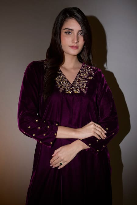House Of TA-YA_Wine Viscose Lace, Sequins V-neck And Embroidered Kurta Set _Online_at_Aza_Fashions