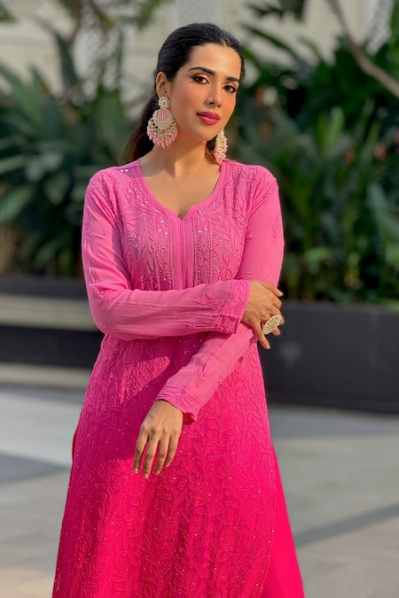 Shop_LABEL AISHWARYRIKA_Pink Georgette Embroidery Split V-neck Ombre Chikankari Kurta Palazzo Set _Online_at_Aza_Fashions
