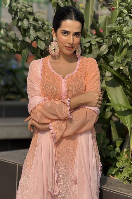 Buy LABEL AISHWARYRIKA Orange Georgette Embroidery Split V-neck Floral Chikankari Kurta Palazzo Set Online at Aza Fashions Buy_LABEL AISHWARYRIKA_Orange Georgette Embroidery Split V-neck Floral Chikankari Kurta Palazzo Set _Online_at_Aza_Fashions