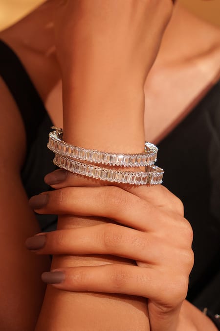 Shop Zevar By Geeta White Fabric Flowers Faux Diamond Embellished Bangles Set Online at Aza Fashions Shop_Zevar By Geeta_White Fabric Flowers Faux Diamond Embellished Bangles Set _Online_at_Aza_Fashions