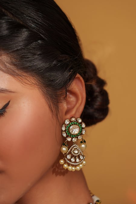 Buy_Zevar By Geeta_Gold Plated Pearls Floral Cutwork Kundan Jewellery Set _Online_at_Aza_Fashions