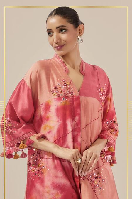 Buy_Loka By Veerali Raveshia_Coral Chanderi Silk Mirrors, Tassels Split Ombre Embroidered Tunic And Pant Set _Online_at_Aza_Fashions