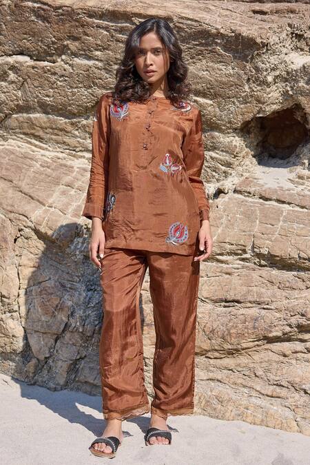 Ayaka_Brown Viscose Embroidery Collared Bloom Motif Top _at_Aza_Fashions